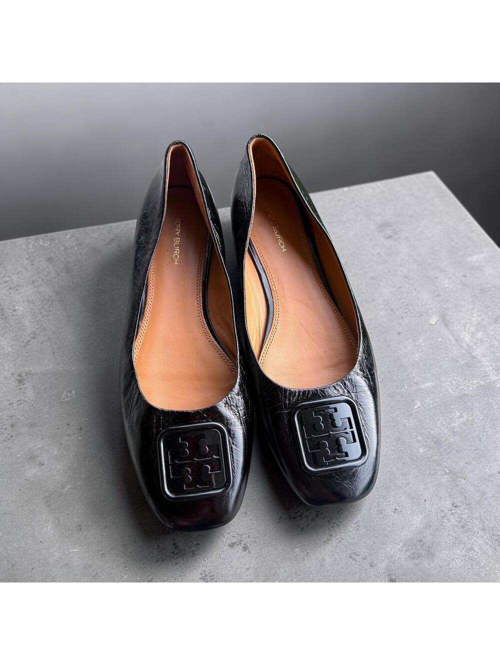 Tory Burch Black Leather Ballet Flats | Logo Detail Size 8